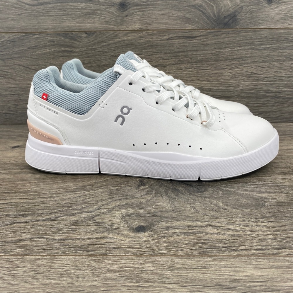 On Running The Roger Advantage Sneakers Womens 10 White Rose Gold 3WD10652349